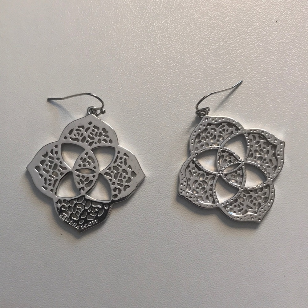kendra scott earrings